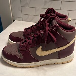Nike Dunk High